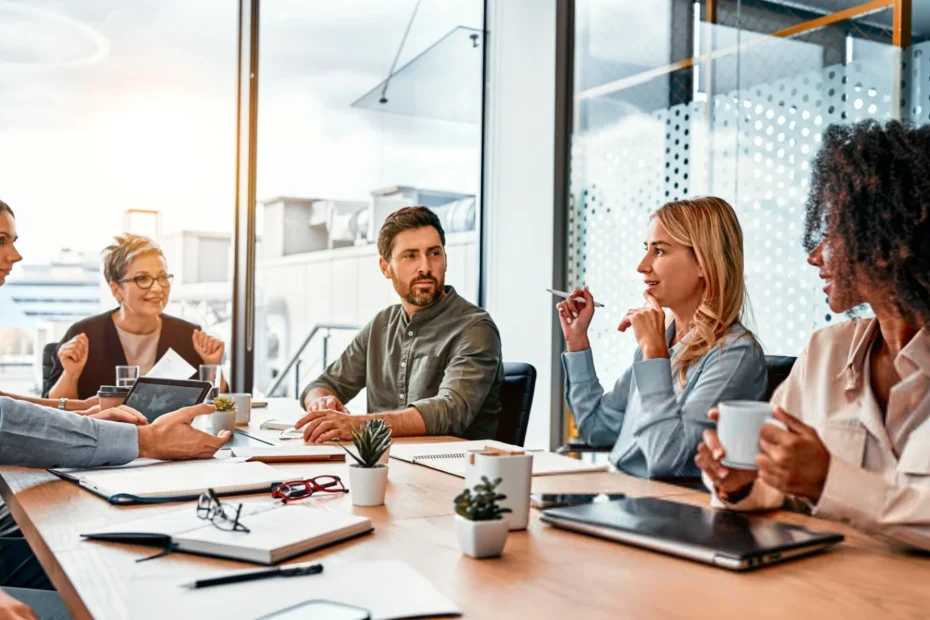 Financial Services CRM 2025